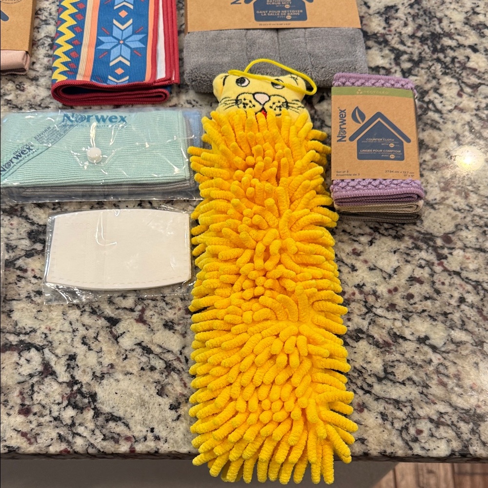 Norwex Cleaning Essentials - NEW - Picture 9 of 9